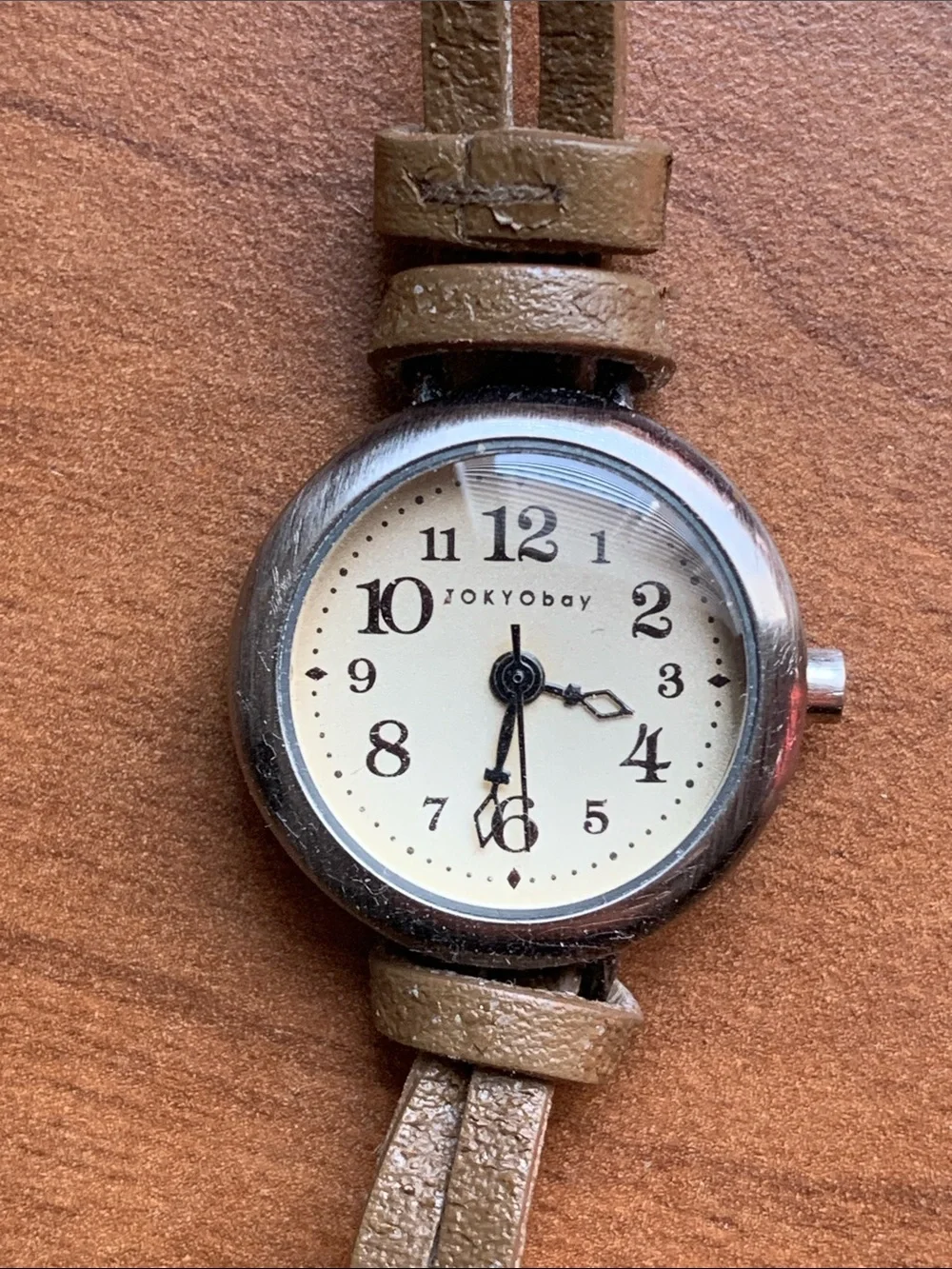 Vintage Tokyo Bay Brown Thin Skinny Watch